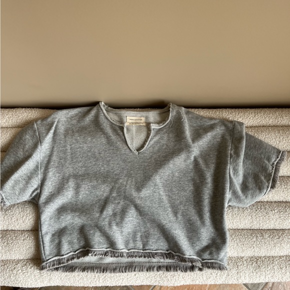 Cropped Fray T-shirt - Picture 2 of 4